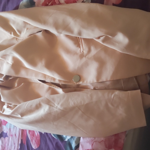 Perfect Cream blazer - Picture 4 of 4